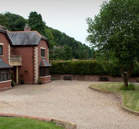 Ashbrook Bed And Breakfast Llandudno Exterior photo